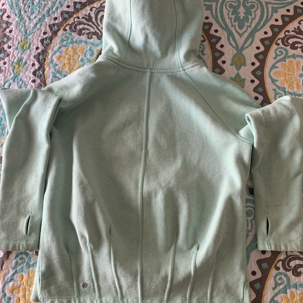 Lululemon Jacket - Picture 4 of 5